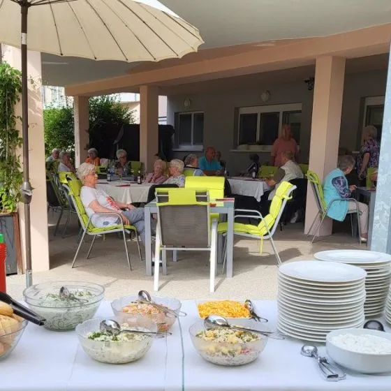 Grillevent auf der Terrasse am Kurpark